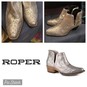 Roper Women’s Ava  Silver Metallic Western Booties With Snip Toe